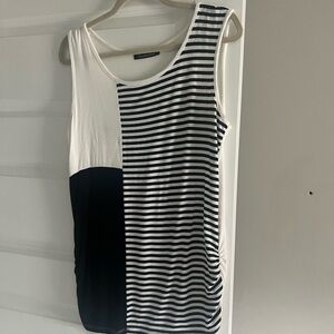 Chic Striped Sleeveless Top cream and black round neck women’s size X-Large